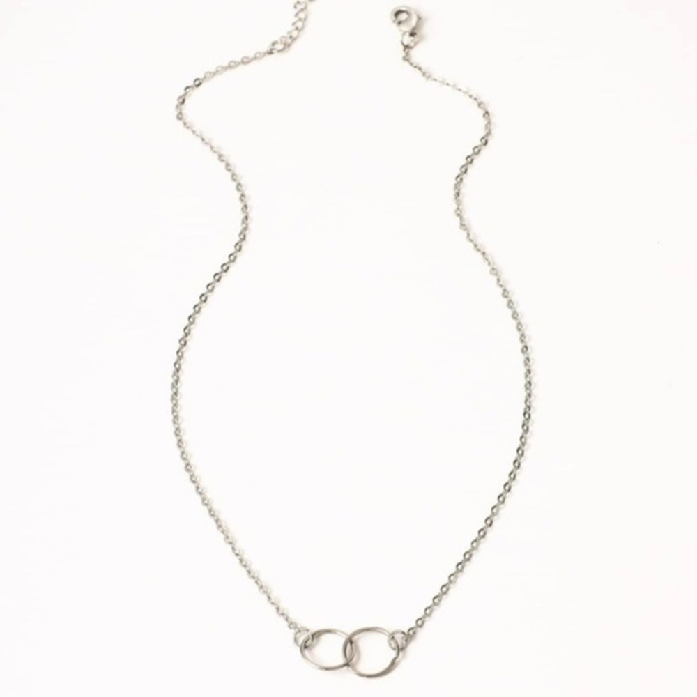 3/$30 🤍 Double Loop Necklace - Picture 2 of 4